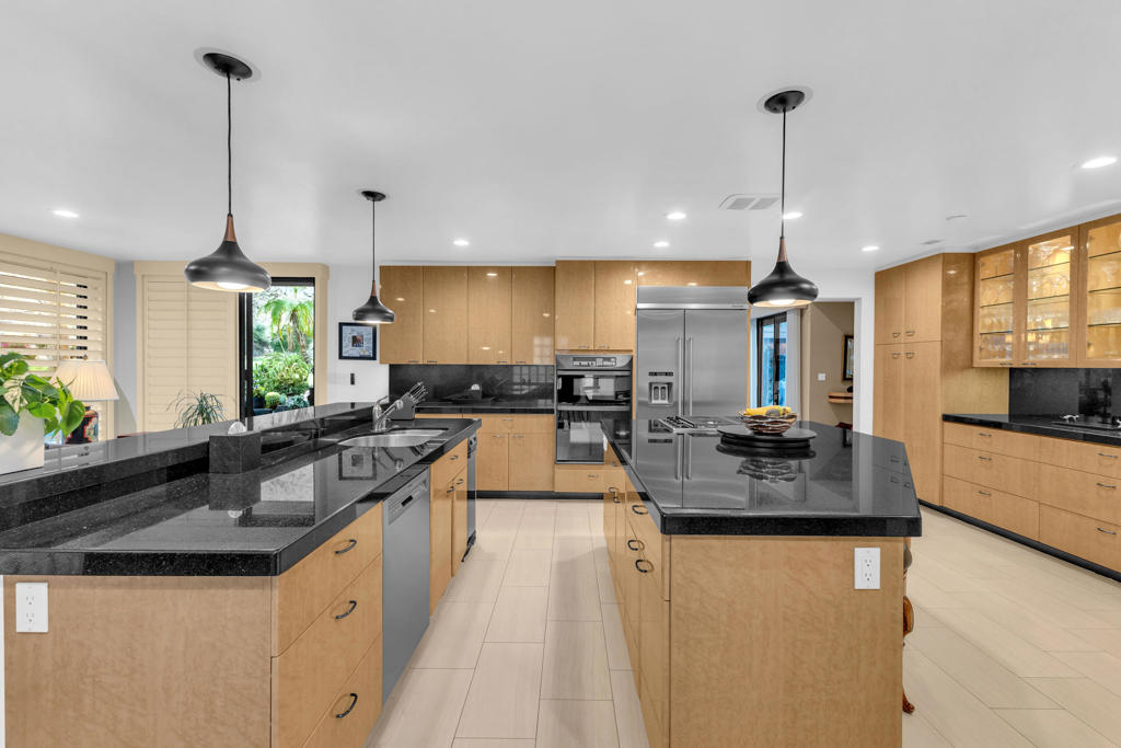 Indian Wells C.C. - Residential