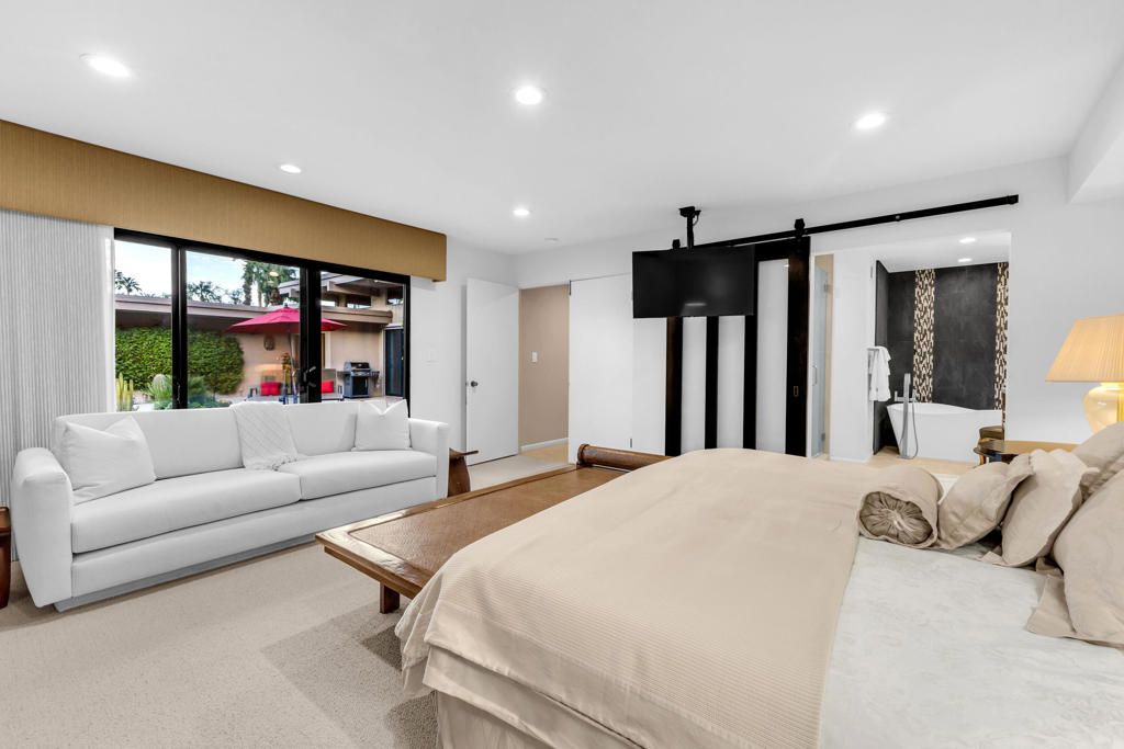 Indian Wells C.C. - Residential