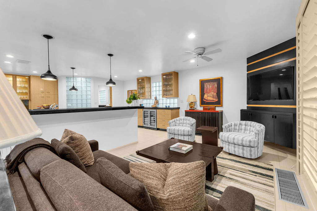 Indian Wells C.C. - Residential