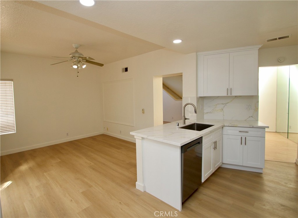 6 DEL AZUL, Irvine CA 92614 - Photo 7