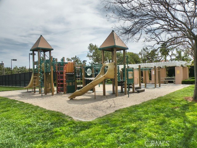 6 DEL AZUL, Irvine CA 92614 - Photo 27