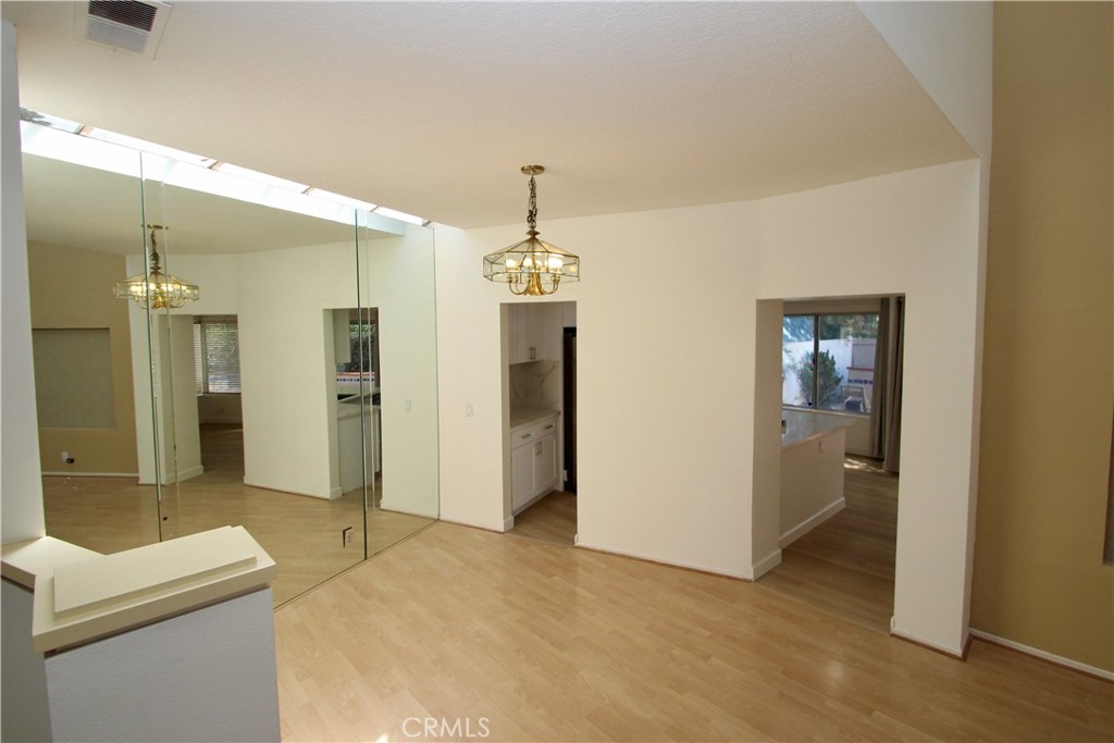 6 DEL AZUL, Irvine CA 92614 - Photo 9