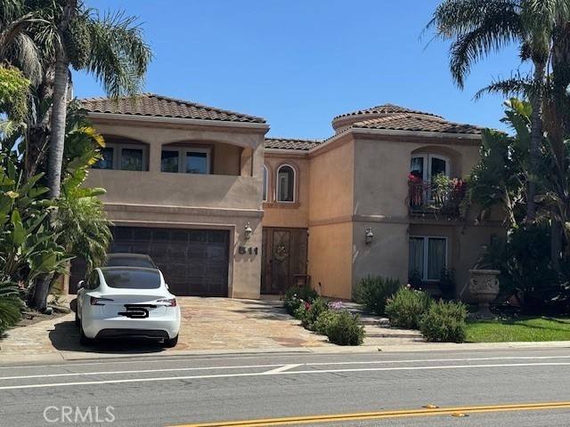 511 Cliff Drive
