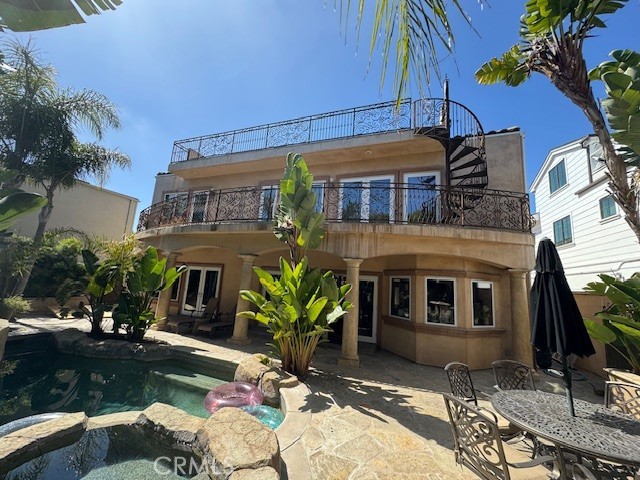 511 Cliff Drive