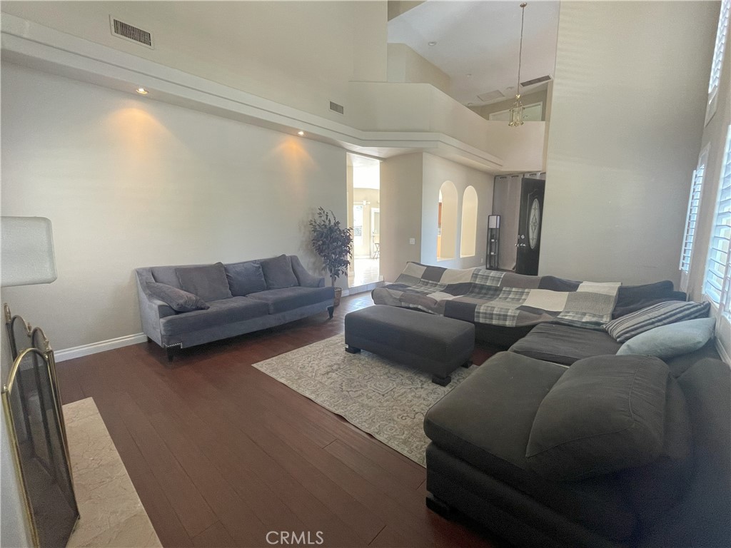 1120 Cherokee Court