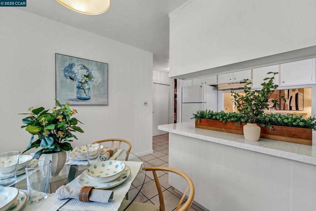 ASCOT COURT - Residential