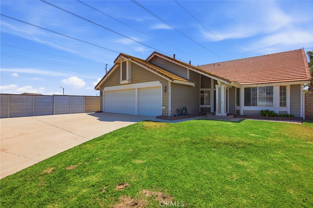 3762 S Peach Tree