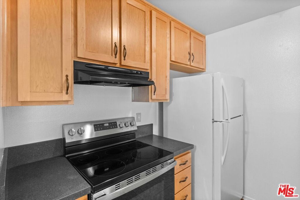 4900 Overland Avenue 183