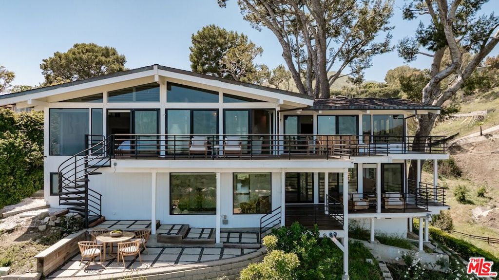 23701 Harbor Vista Drive