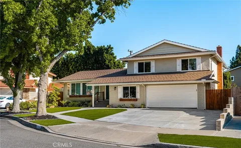 2916 E Trenton Avenue, Orange, CA 92867 - MLS#: PW26068198