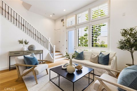 Photo of 5401 W 149th Place #13, Hawthorne, CA 90250 (MLS # SB26075727)