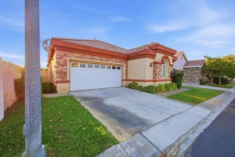 Photo of 48423 Hepburn Drive, Indio, CA 92201 (MLS # 219149289DA)