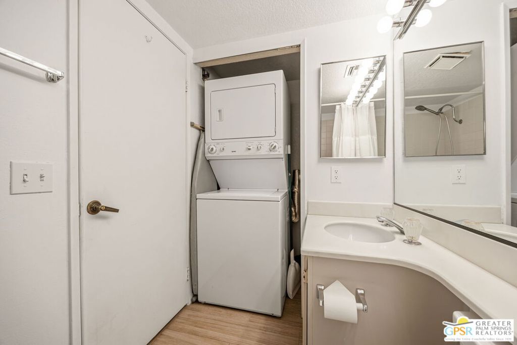 Woodhaven Country Club - Residential