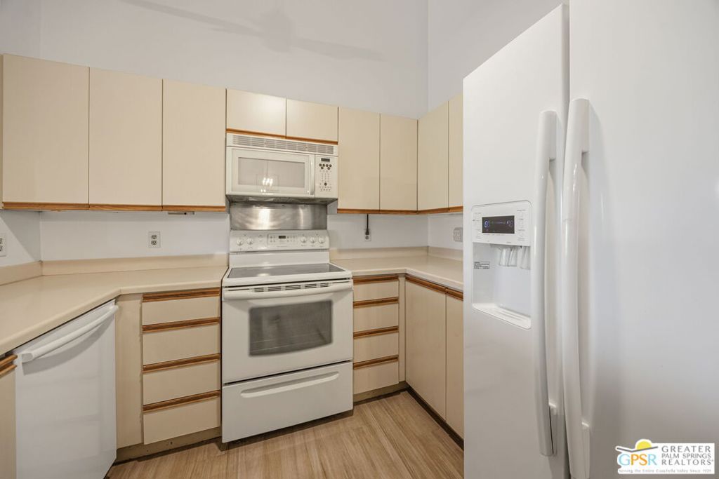 Woodhaven Country Club - Residential