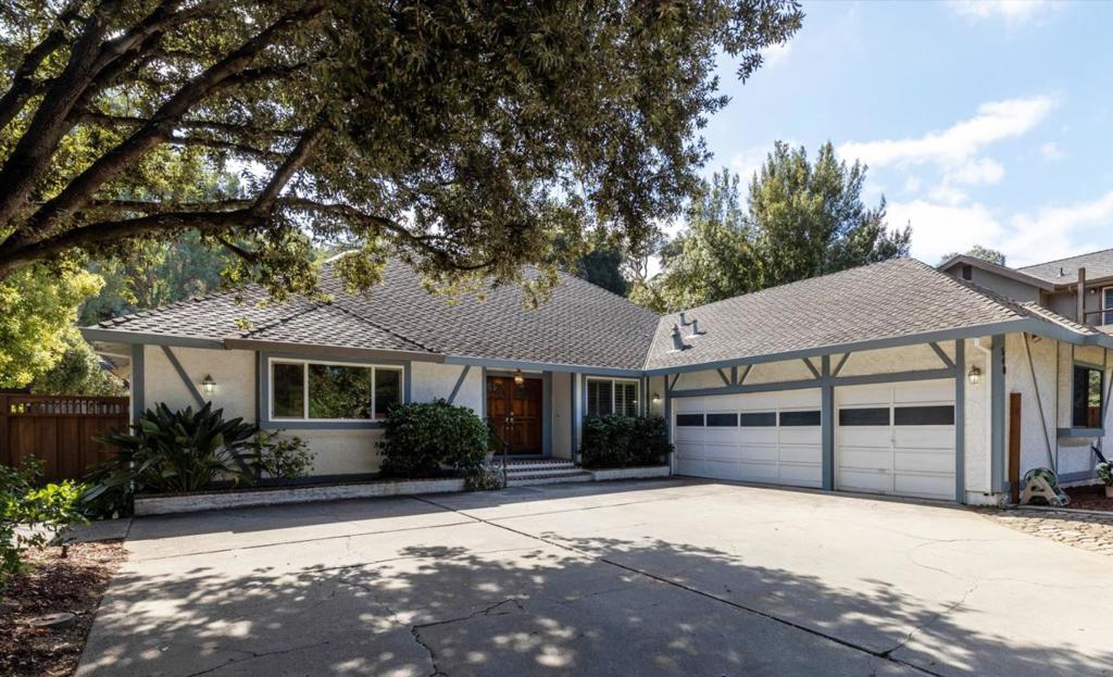 640 Easy Street