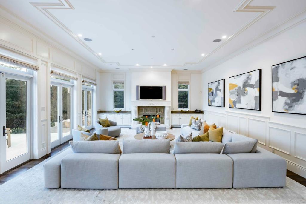 85 Belbrook Way