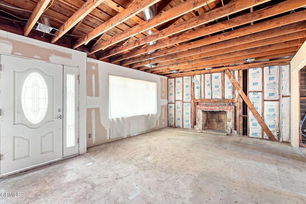 1423 W 8th Street