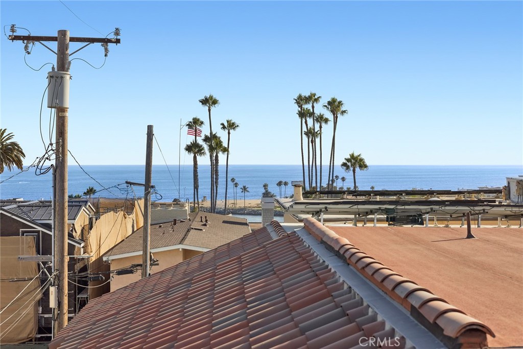 Corona del Mar South of PCH (CDMS) - Residential