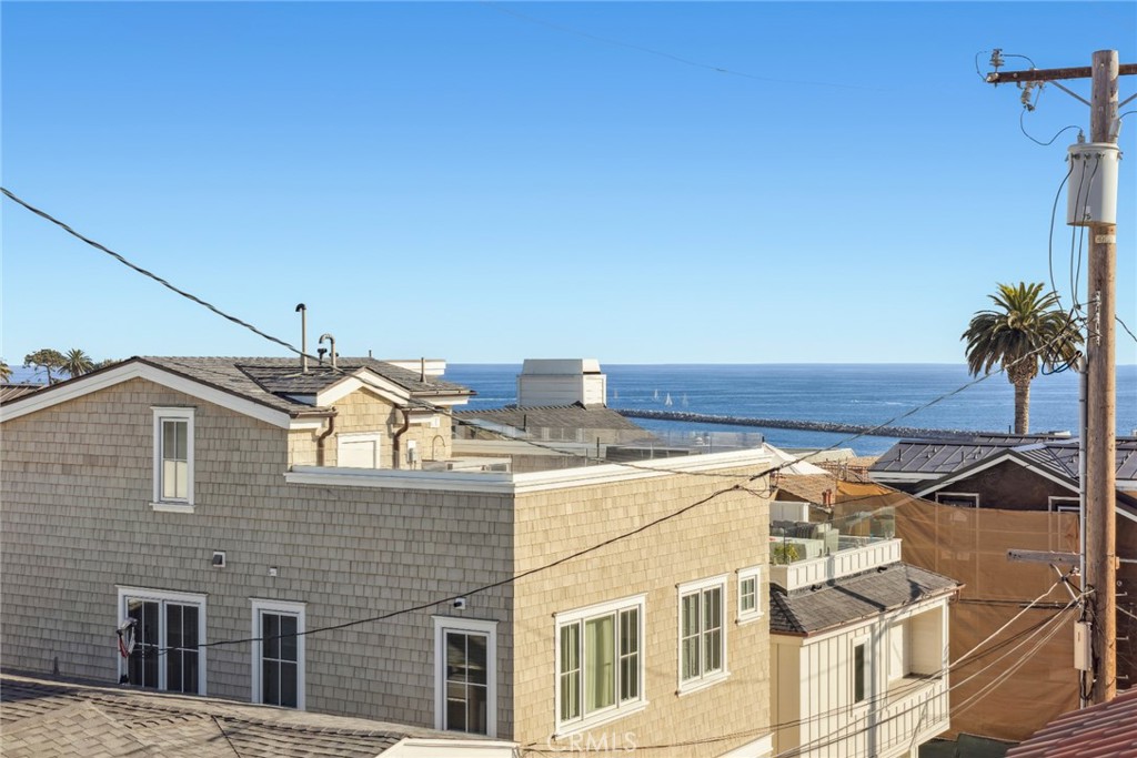 Corona del Mar South of PCH (CDMS) - Residential