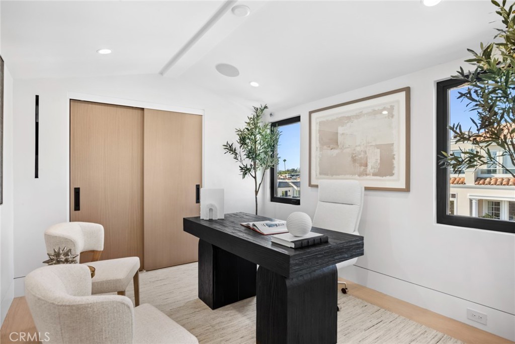 Corona del Mar South of PCH (CDMS) - Residential