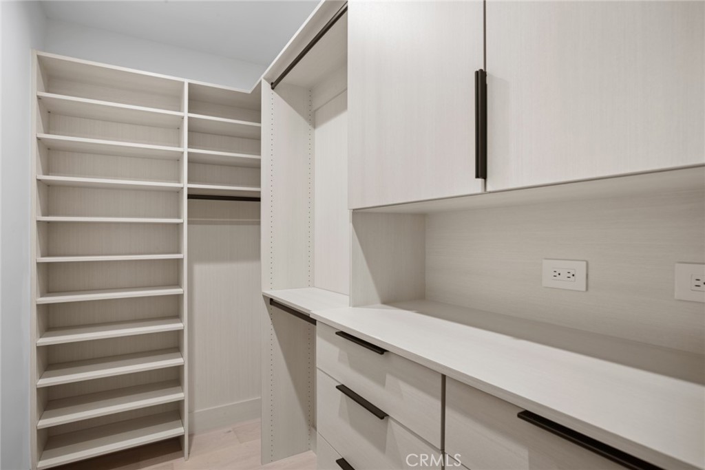 Corona del Mar South of PCH (CDMS) - Residential