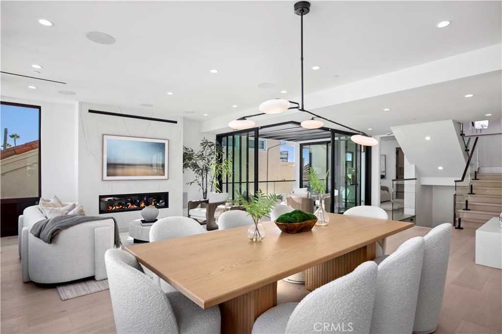 Corona del Mar South of PCH (CDMS) - Residential