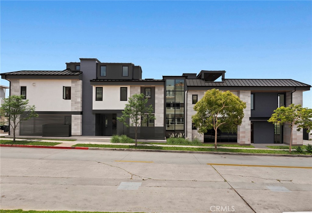 Corona del Mar South of PCH (CDMS) - Residential