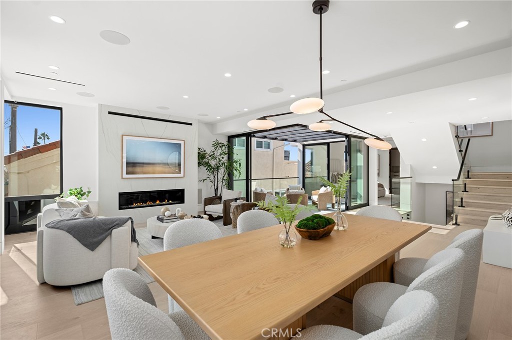 Corona del Mar South of PCH (CDMS) - Residential