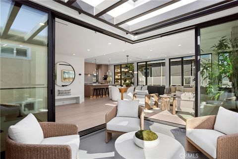 2501 Seaview Ave Corona Del Mar CA 92625