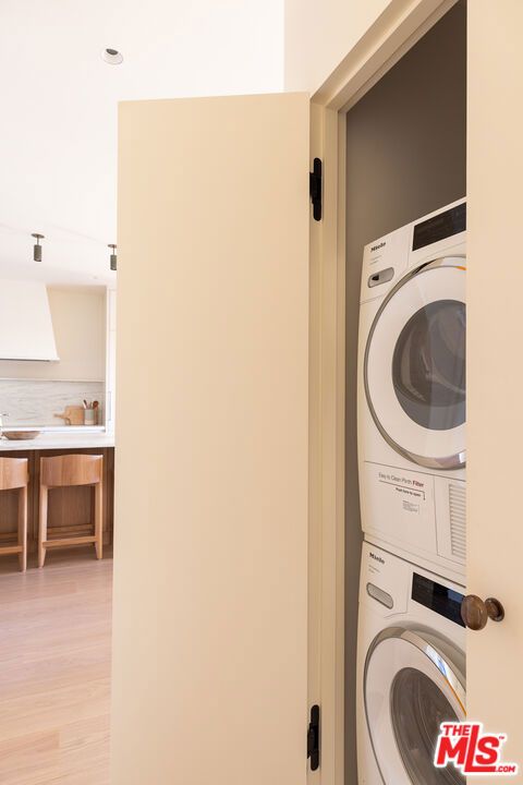 Tiny photo for 1301 Plaza De Sonadores, Santa Barbara, CA 93108 (MLS # 25611713)