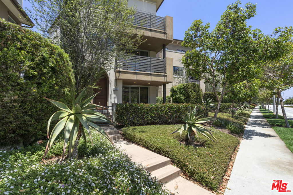 12868 S Seaglass Circle W