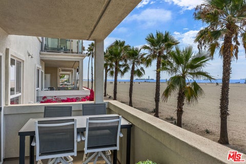 Tiny photo for 1000 E Ocean Boulevard #104, Long Beach, CA 90802 (MLS # 26858595)