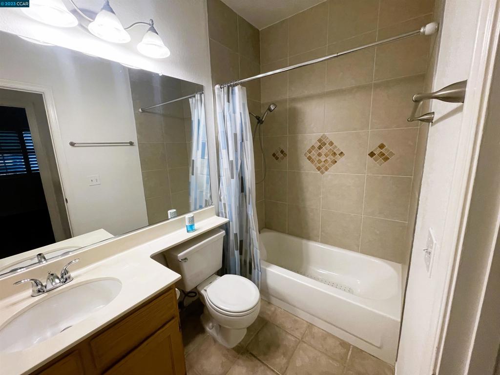 WILLOWBROOK - Residential