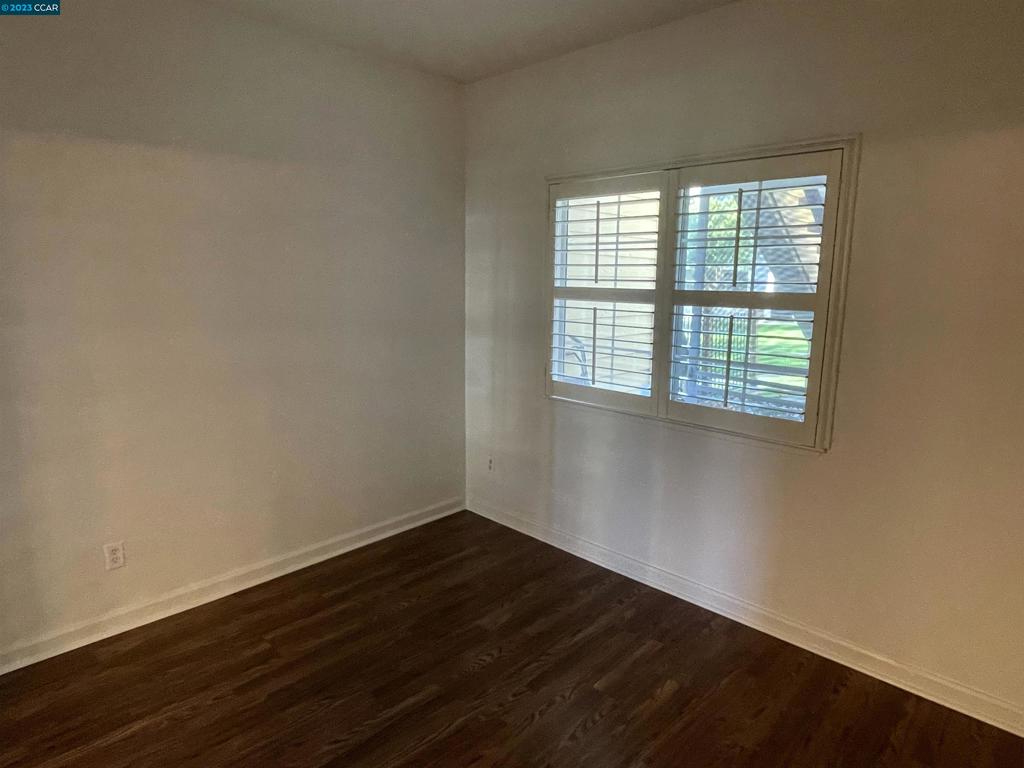 WILLOWBROOK - Residential