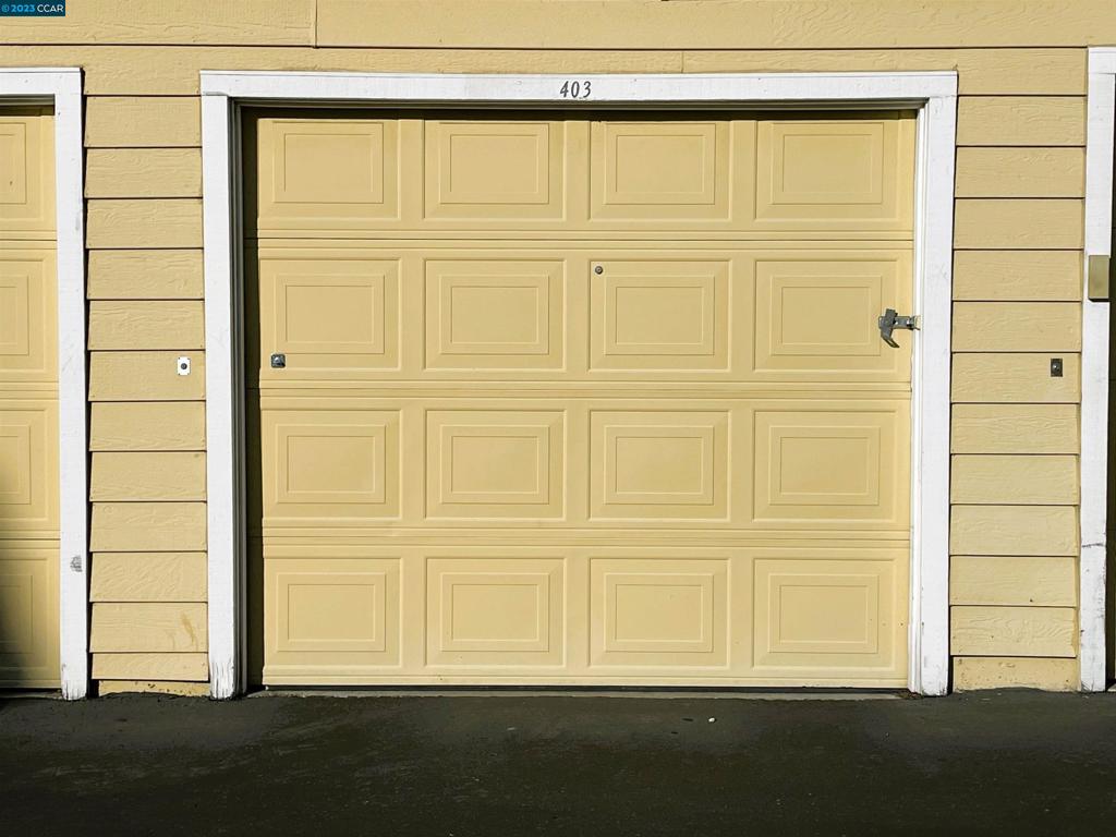 WILLOWBROOK - Residential