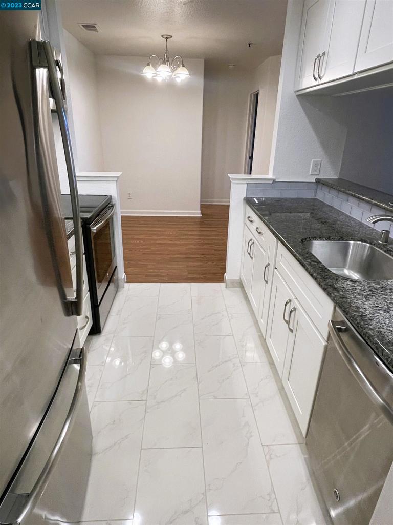 WILLOWBROOK - Residential