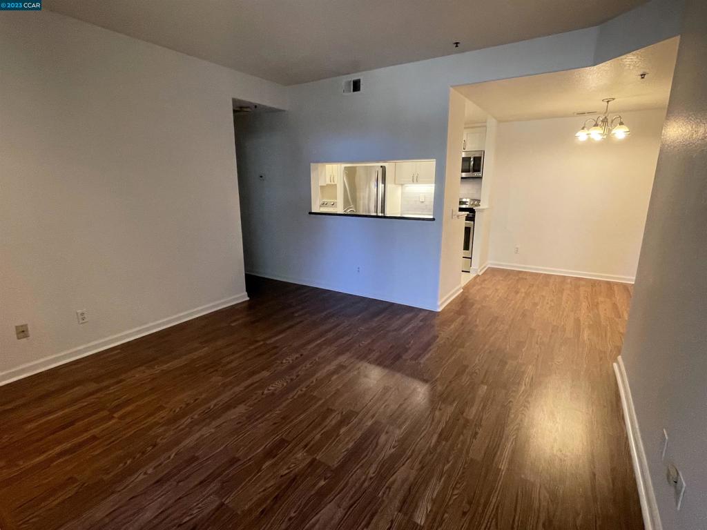 WILLOWBROOK - Residential