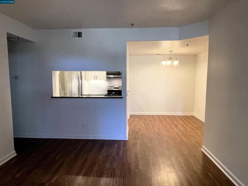 WILLOWBROOK - Residential