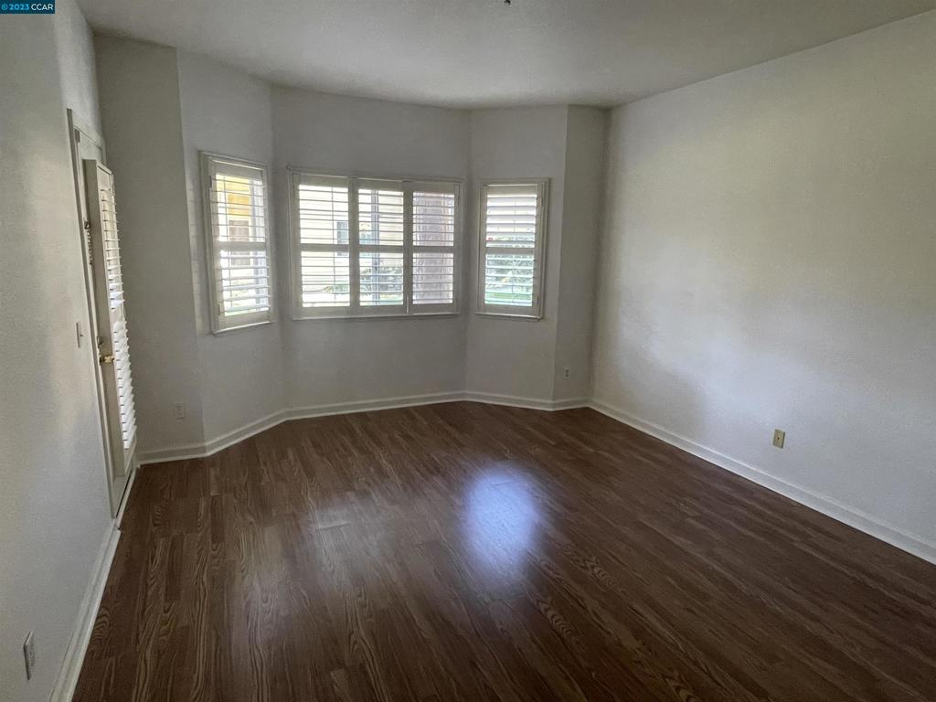 WILLOWBROOK - Residential