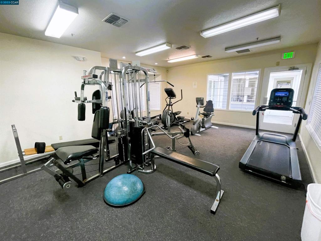 WILLOWBROOK - Residential