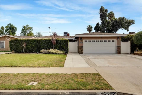 MLS: SR26190021