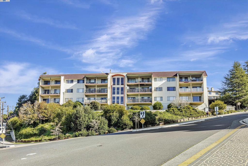 Available to tour 7 days a week! This charming 2-bedroom, 2-bathroom condo offers 1,133 square feet of bright and inviting living space. Designed for comfort and functionality, it features an open floor plan, a generous living space, and a thoughtfully designed kitchen. Located in a prime neighborhood with highly acclaimed Castro Valley School District. Enjoy a convenient lifestyle with easy access to BART, shopping plazas, and 580/238 freeway, the beautiful Lake Chabot is just a scenic 10-minute walk from your doorstep. Inside, you’ll find an open layout with an inviting living area, in-unit washer/dryer, large bedrooms, including an ensuite bathroom, and recessed lighting throughout. The spacious private balcony offers peaceful foliage views, perfect for morning coffee or unwinding after a long day. The building includes an elevator for added convenience, and the condo comes with a dedicated parking garage space for secure, hassle-free parking, along with additional storage space. Whether you’re a first-time buyer or downsizing, this condo offers the perfect blend of comfort, convenience, and location.