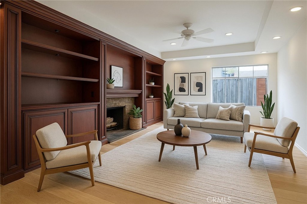 2913 Jacaranda Avenue