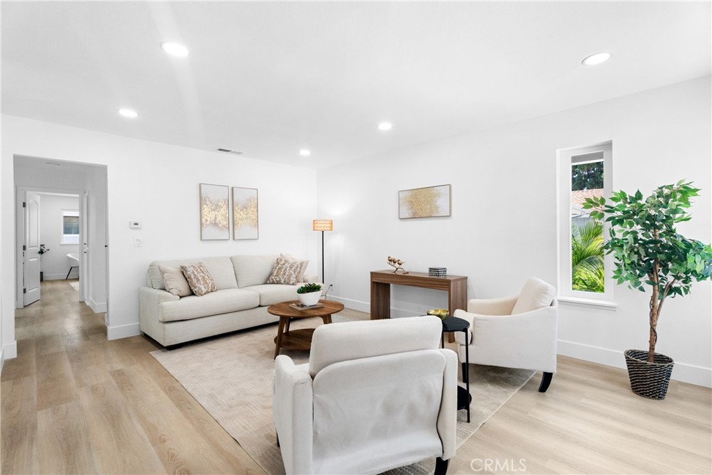 9554 Bickley Drive 8