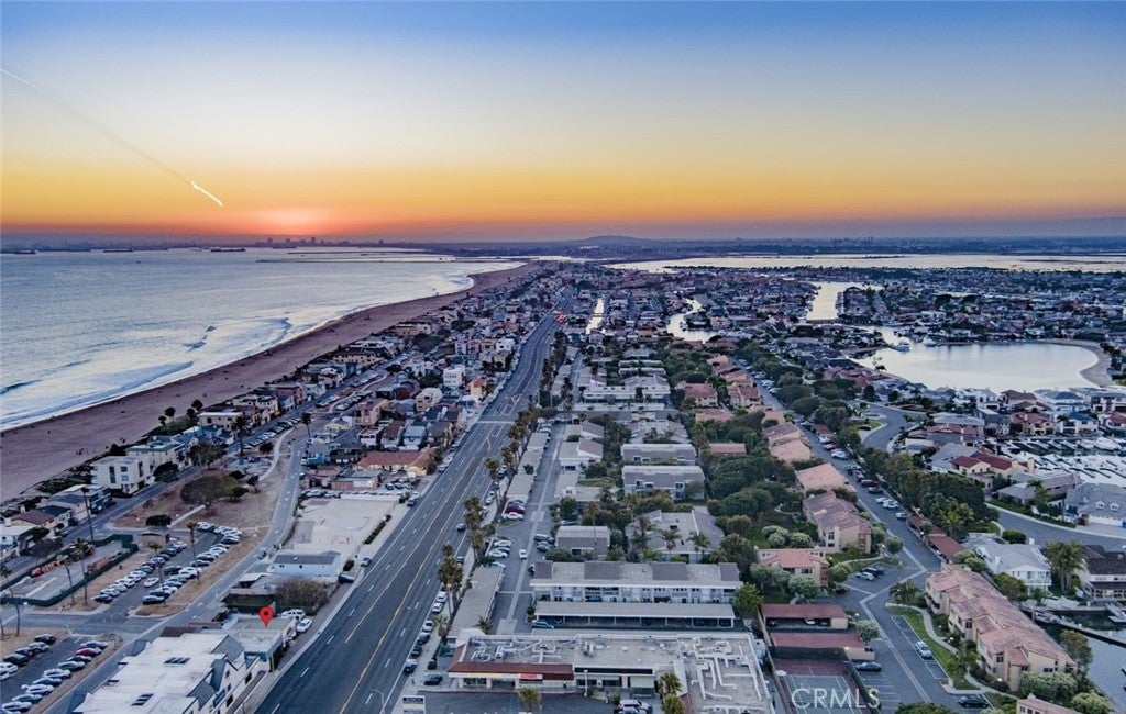 17185 Pacific Coast