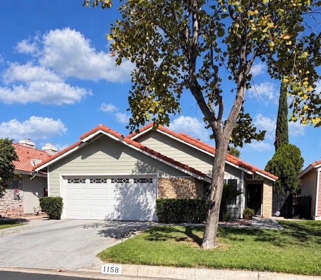 1158 W Cornell