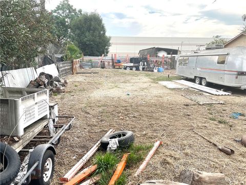 Photo of 208 S 2nd Ave, La Puente, CA 91746 (MLS # TR25244124)