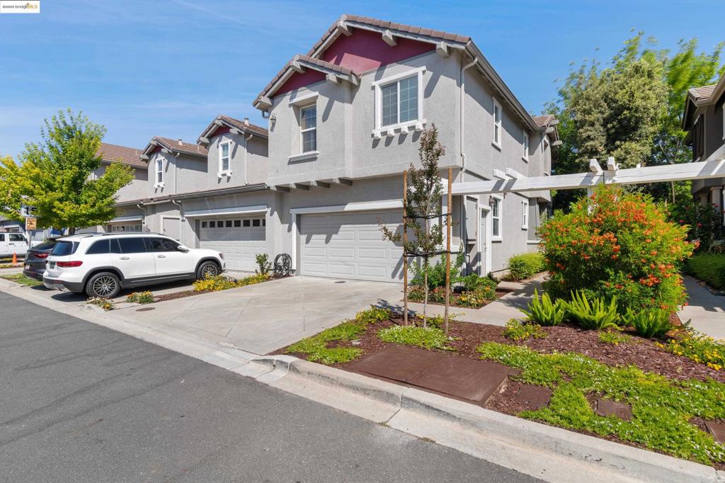 BRENTWOOD - Residential Lease