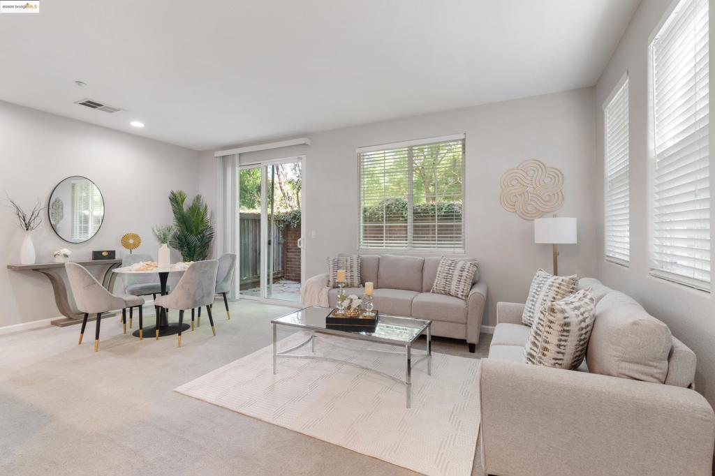 BRENTWOOD - Residential Lease