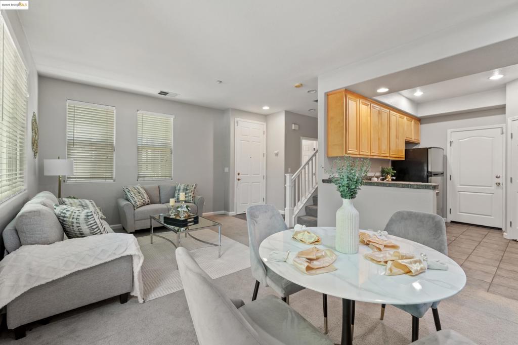 BRENTWOOD - Residential Lease